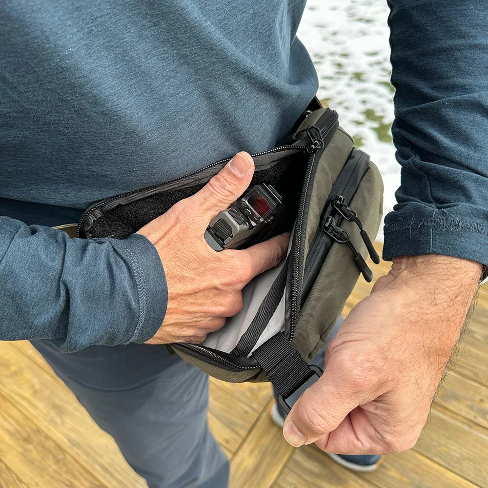 Rounded Gear Nomad Defender – ľadvinka na skryté nosenie čierna